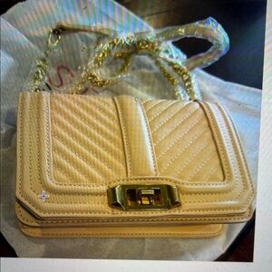 Cream Quilted Shoulder Bag with Gold Chain Strap